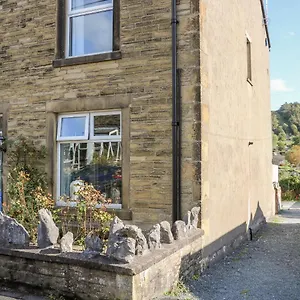 https://west-view-cottage.yorkshirehotels.net